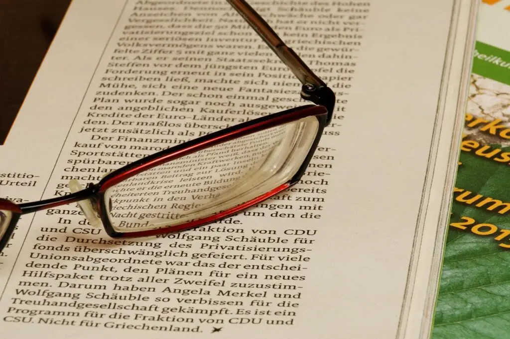 newspaper, glasses, read, training, article, text, article, article, article, article, article
